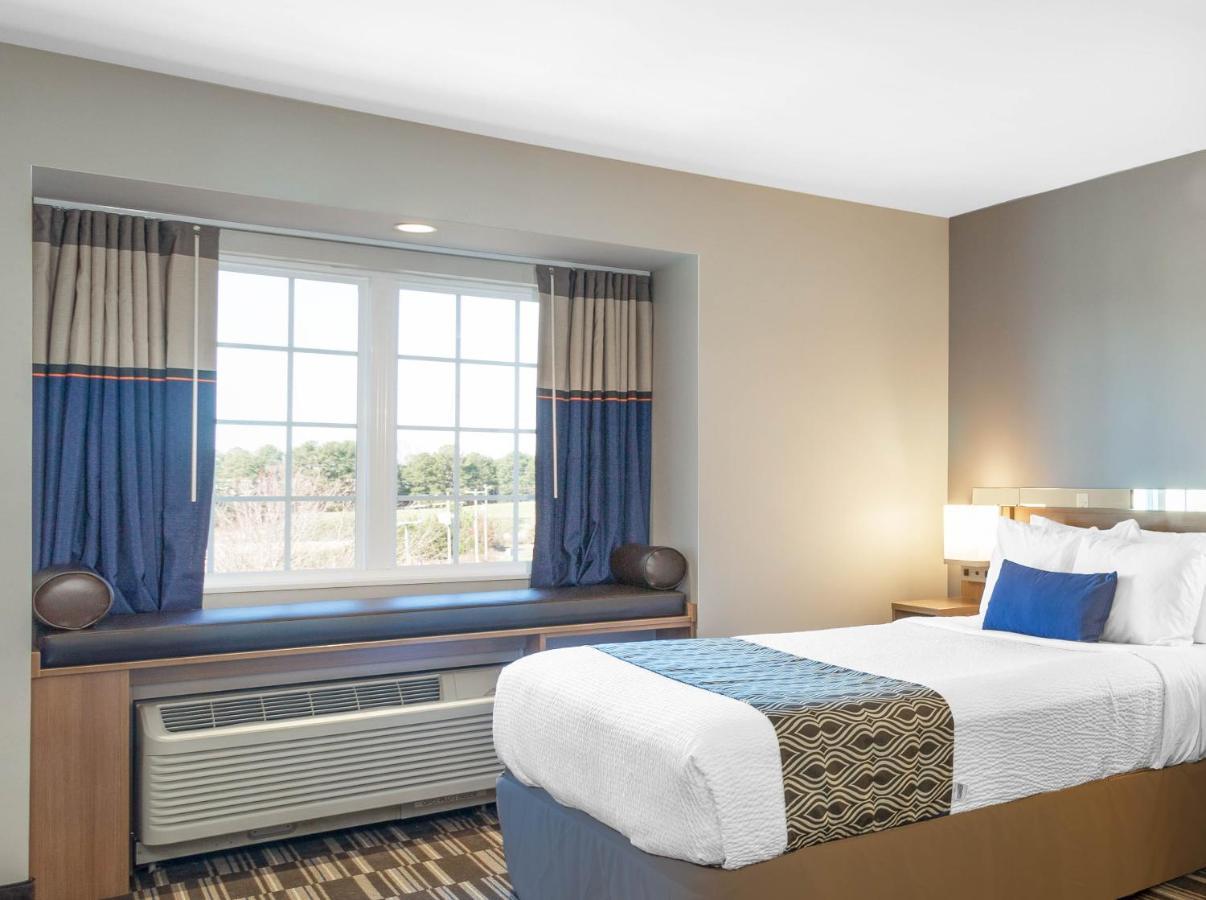 Microtel Inn Suites By Wyndham South Hill Kültér fotó